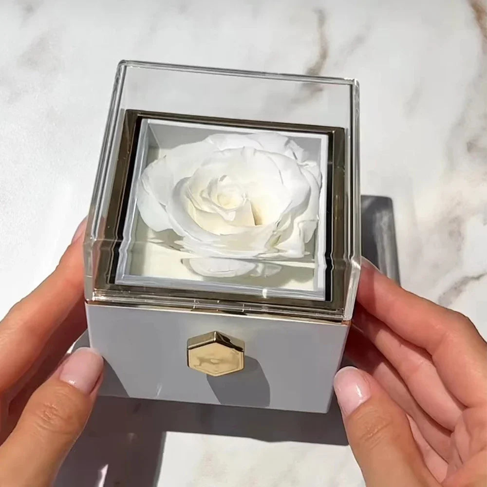 Amour de Mère Éternel : Une Boîte à Bijoux avec Rose Immortelle